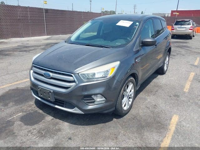 2017 FORD ESCAPE SE 2