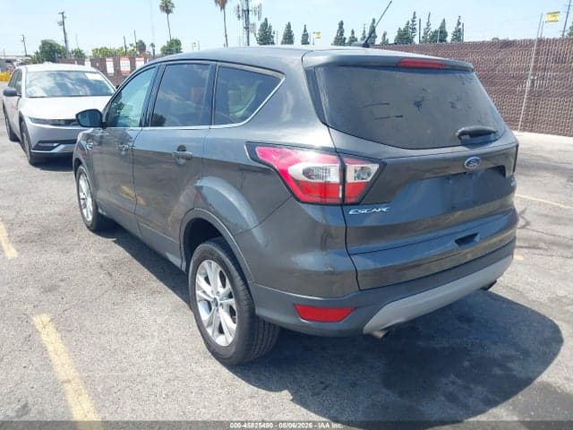 2017 FORD ESCAPE SE 3