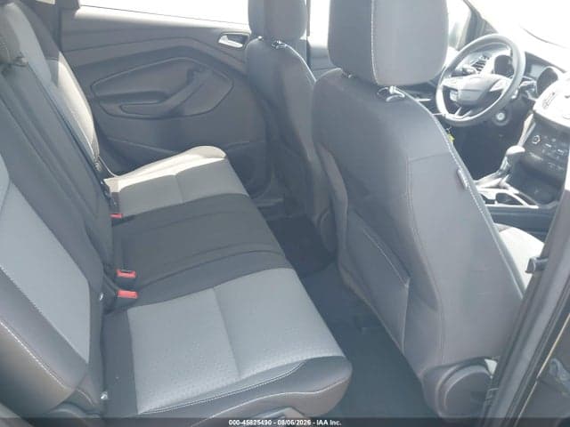 2017 FORD ESCAPE SE 8