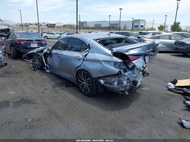 2024 LEXUS ES 300H 3
