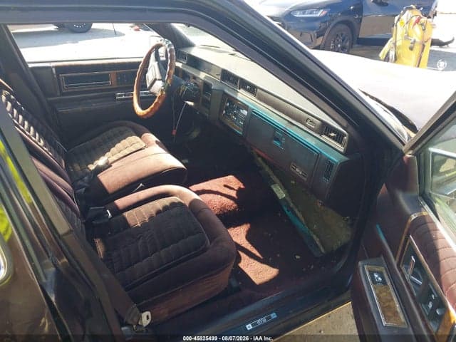 1985 CADILLAC DEVILLE 5