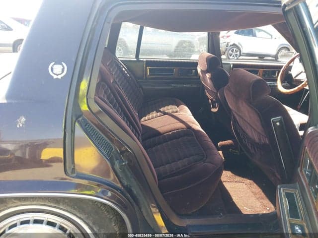 1985 CADILLAC DEVILLE 8