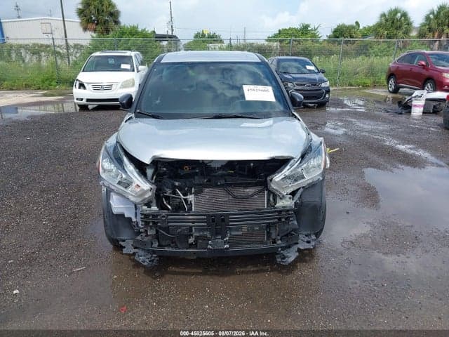 2020 NISSAN KICKS S XTRONIC CVT 6