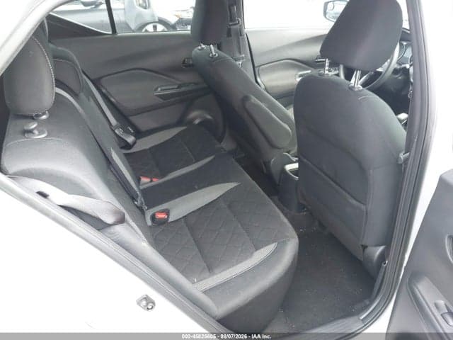 2020 NISSAN KICKS S XTRONIC CVT 8