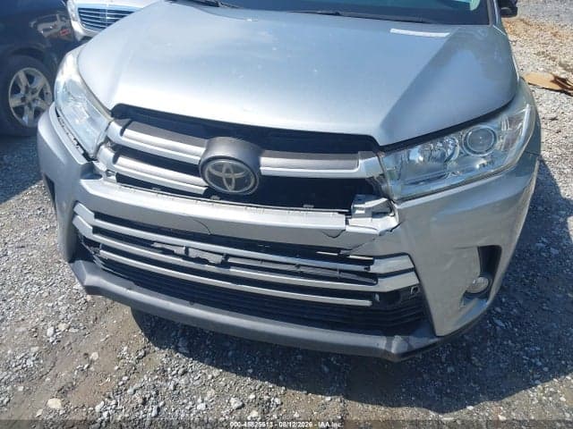 2017 TOYOTA HIGHLANDER XLE 6