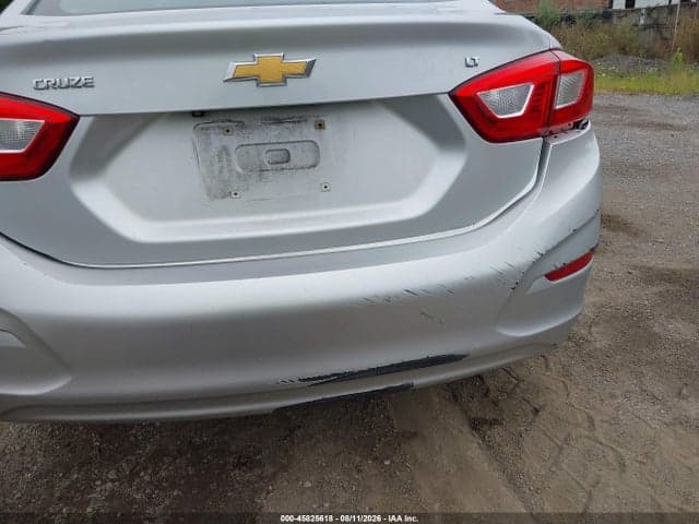 2018 CHEVROLET CRUZE LT AUTO 17