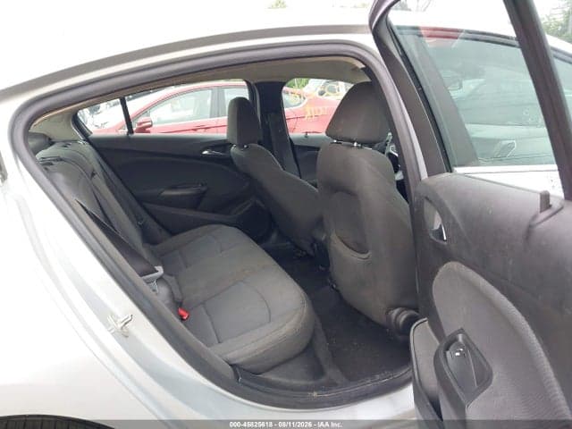 2018 CHEVROLET CRUZE LT AUTO 8