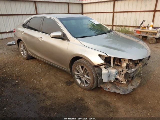 2017 TOYOTA CAMRY SE - 1