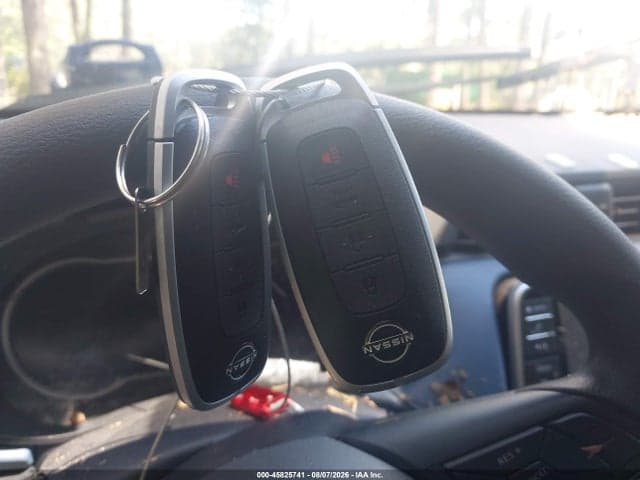 2025 NISSAN VERSA 1.6 SV 11