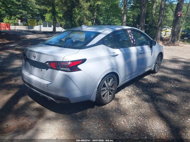2025 NISSAN VERSA 1.6 SV 4