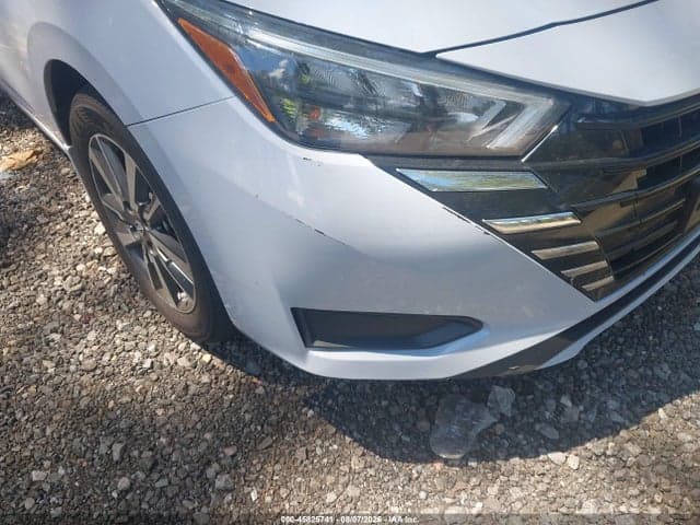 2025 NISSAN VERSA 1.6 SV 6