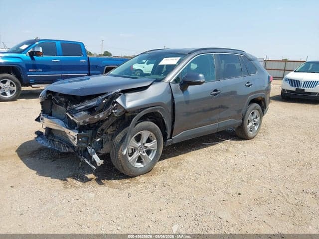 2025 TOYOTA RAV4 XLE 2