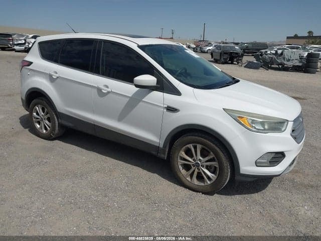 2017 FORD ESCAPE SE 1