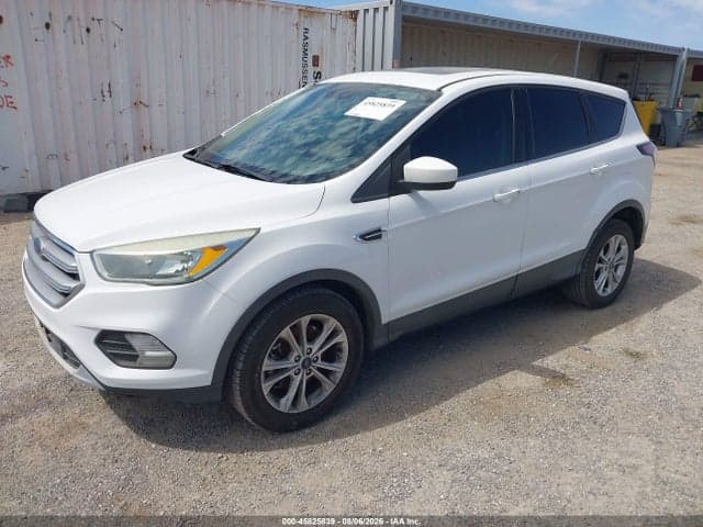 2017 FORD ESCAPE SE 2