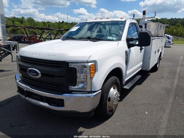 2017 FORD F-350 CHASSIS XL 2