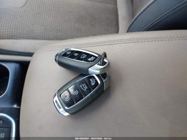 2019 HYUNDAI SANTA FE SEL PLUS 11