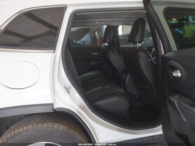 2019 JEEP CHEROKEE LIMITED 4X4 8