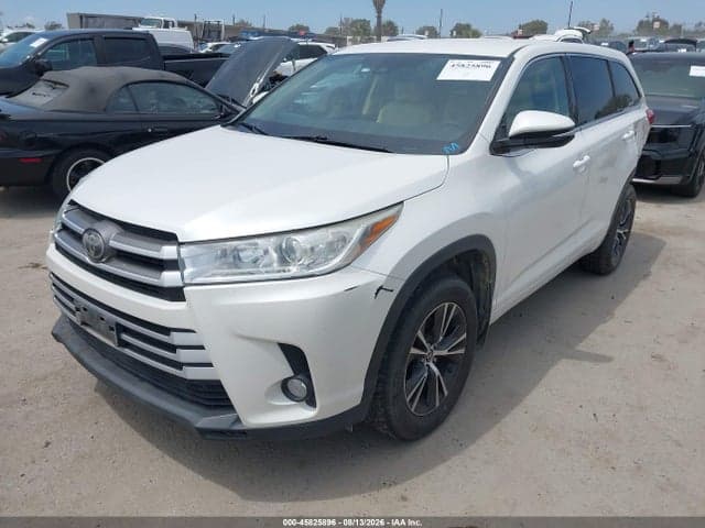 2018 TOYOTA HIGHLANDER LE PLUS 2