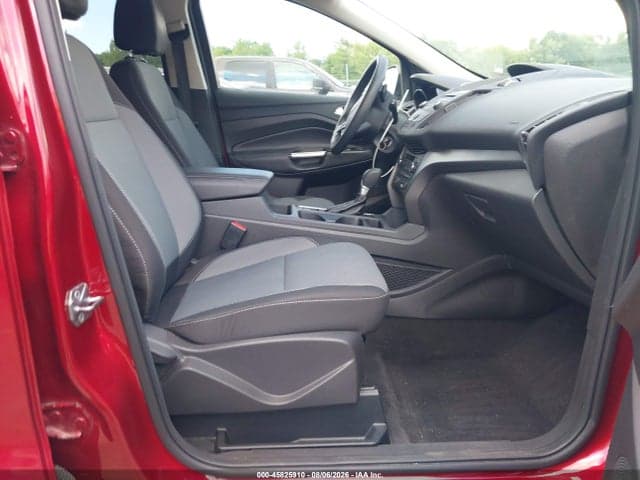 2017 FORD ESCAPE SE 5