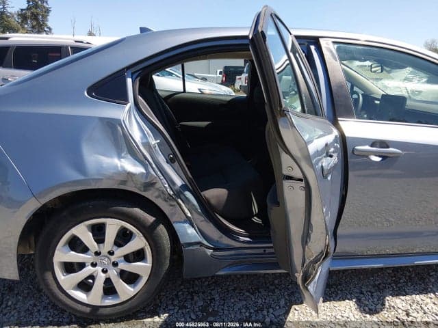 2023 TOYOTA COROLLA LE 8