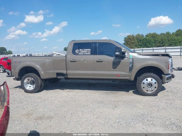 2026 FORD F-450 LARIAT 14