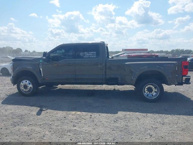 2026 FORD F-450 LARIAT 15