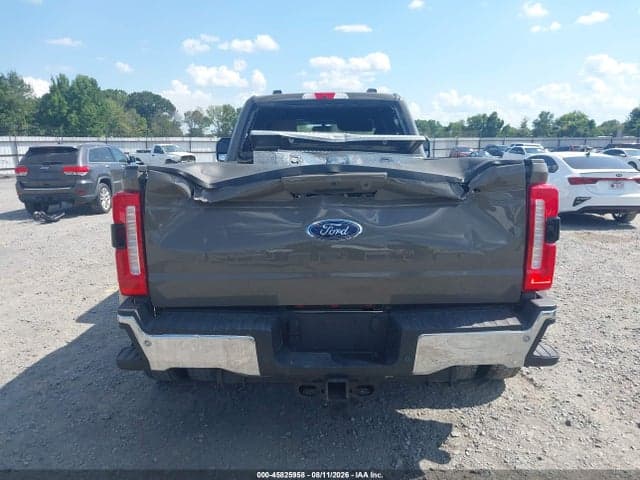 2026 FORD F-450 LARIAT 16