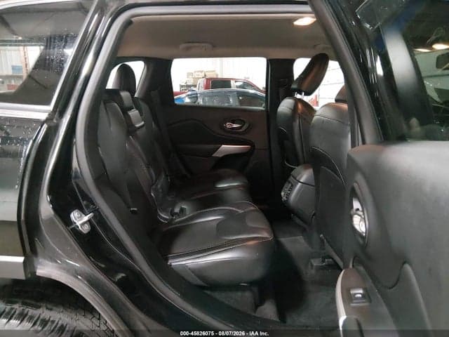 2018 JEEP CHEROKEE LATITUDE PLUS 4X4 8