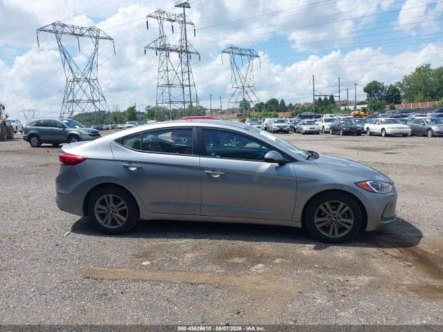 2017 HYUNDAI ELANTRA SE 13