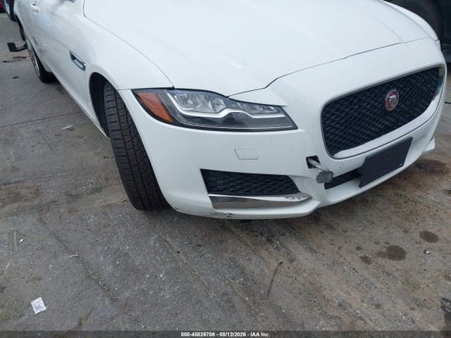2017 JAGUAR XF 35T PRESTIGE 6