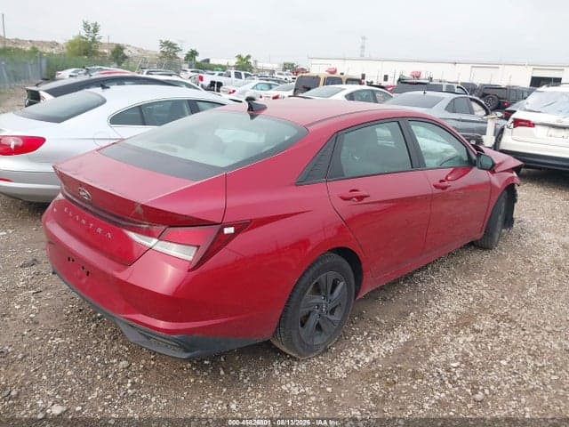 2021 HYUNDAI ELANTRA SEL 4