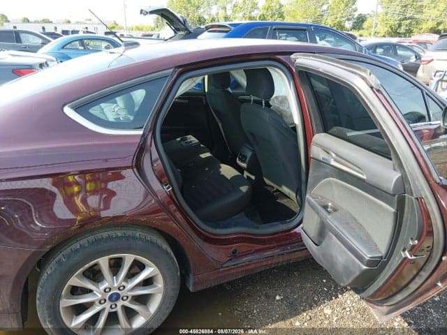 2017 FORD FUSION SE 8