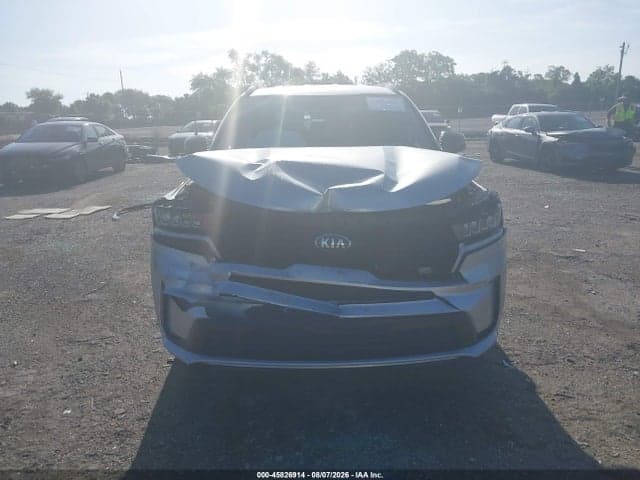 2021 KIA SORENTO S 12