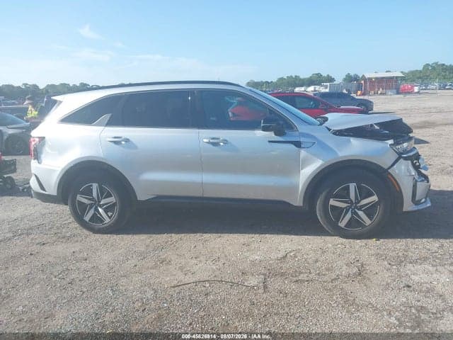 2021 KIA SORENTO S 13