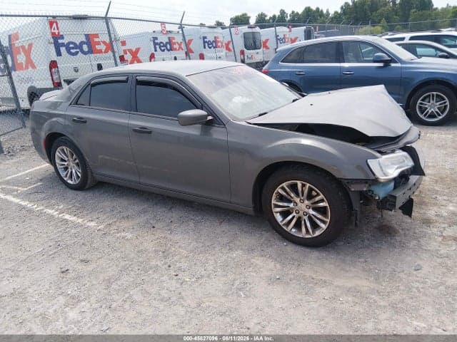 2018 CHRYSLER 300 TOURING 1