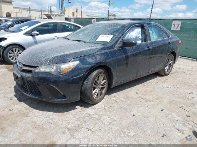 2017 TOYOTA CAMRY SE 2