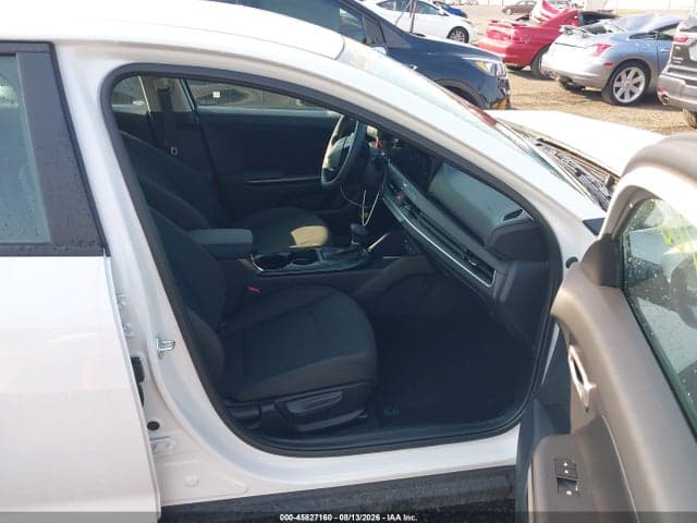 2026 KIA K4 LXS 5