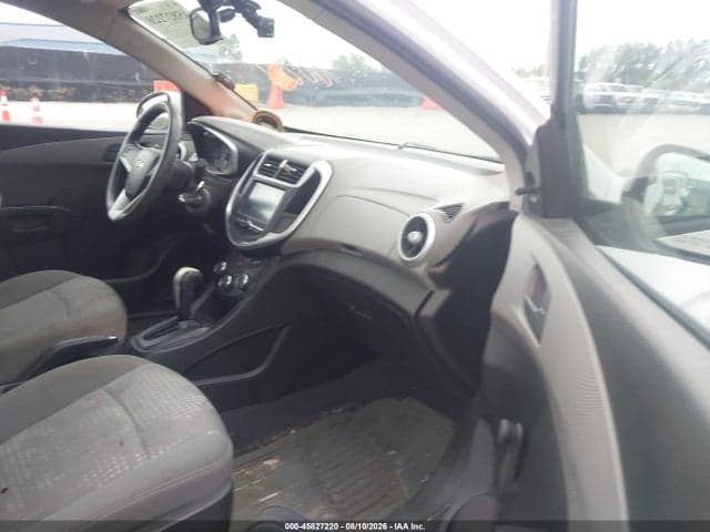 2017 CHEVROLET SONIC LT AUTO 5