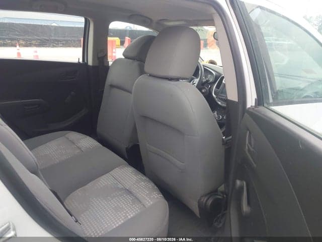 2017 CHEVROLET SONIC LT AUTO 8