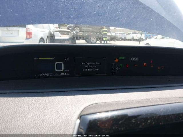 2017 TOYOTA PRIUS THREE TOURING 7