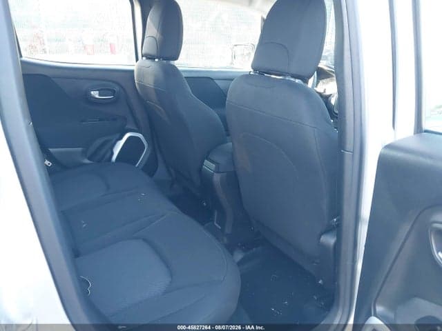 2018 JEEP RENEGADE SPORT 4X4 8