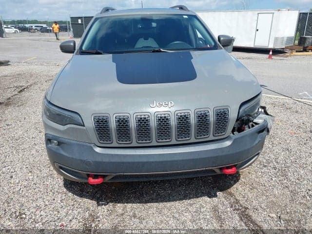 2019 JEEP CHEROKEE TRAILHAWK 4X4 6