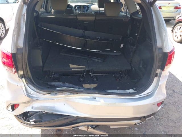 2017 HYUNDAI SANTA FE SE 18