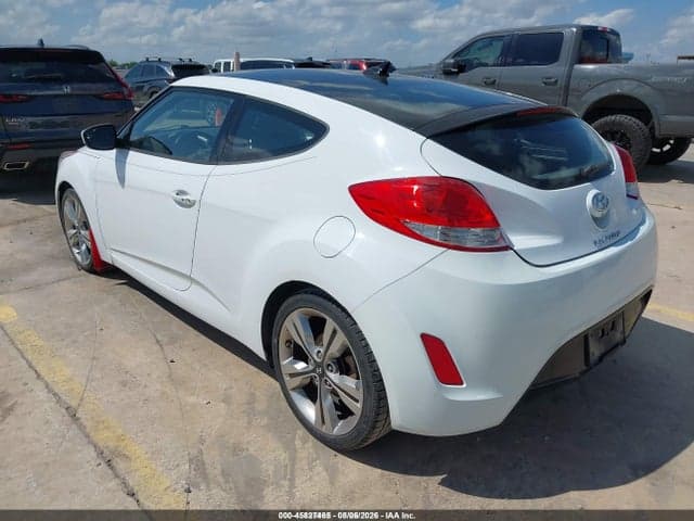 2017 HYUNDAI VELOSTER VALUE EDITION 3
