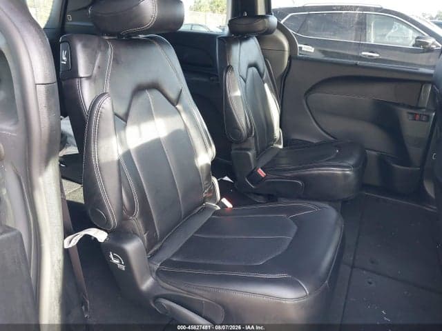 2025 CHRYSLER PACIFICA SELECT 8