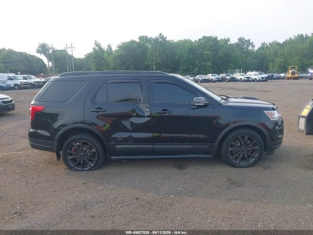 2018 FORD EXPLORER XLT 13