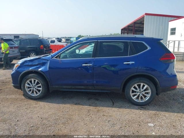 2017 NISSAN ROGUE SV 14