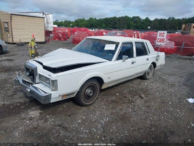 1985 LINCOLN TOWN CAR 2