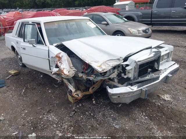 1985 LINCOLN TOWN CAR 6
