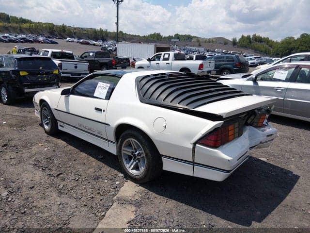 1986 CHEVROLET CAMARO 3
